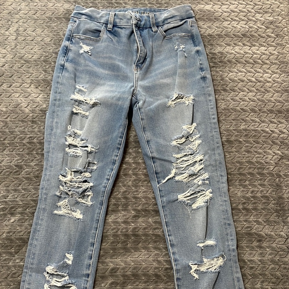 Size four American eagle pants